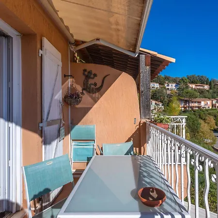 Chez Skadi * ロクブリューヌ・シュル・アルジャン